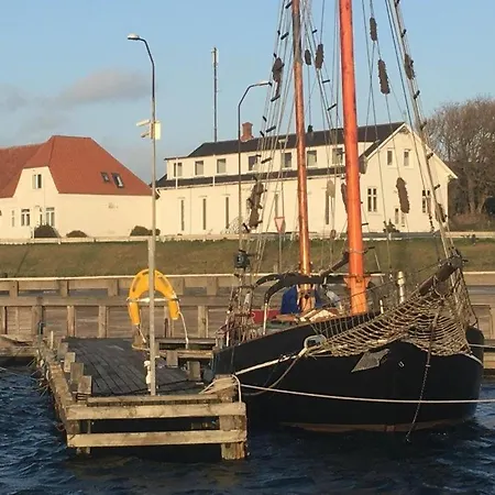 호텔 Tante Tut & Onkel E - - 3*