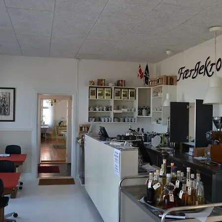 Tante Tut & Onkel E - - Hotell