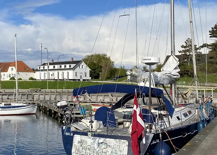 Hotel Tante Tut & Onkel E - - Kolby Kås