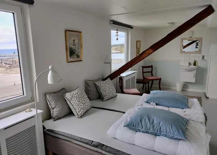 Tante Tut & Onkel E - - Hotel