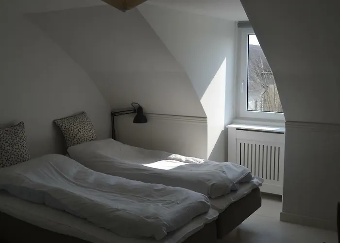 Hotel Tante Tut & Onkel E - - 3*